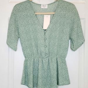 SIENNA SKY button up ruffle top NWT